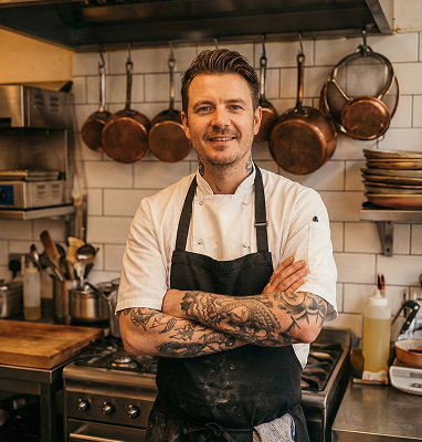 Koch in der Restaurantküche